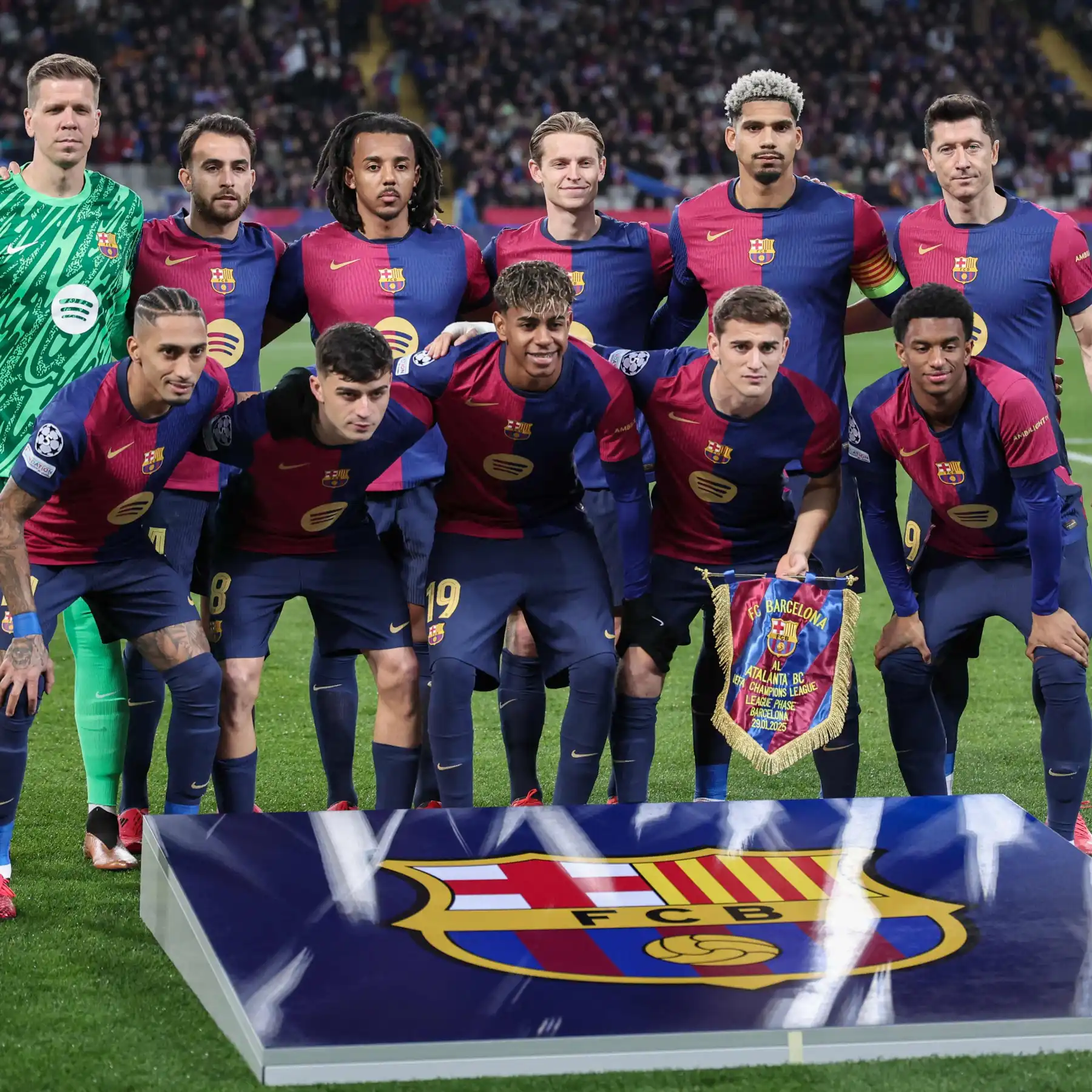 برشلونة مهدّد بعقوبات أوروبية بسبب خرق جديد لقواعد اللعب المالي النظيف برشلونة مهدّد بعقوبات أوروبية بسبب خرق جديد لقواعد اللعب المالي النظيف