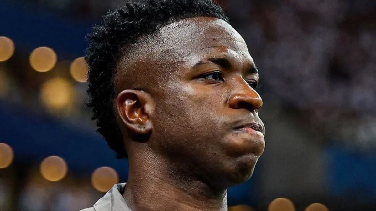 حريق يندلع في منزل فينيسيوس جونيور بمدريد أثناء تواجده مع منتخب البرازيل حريق يندلع في منزل فينيسيوس جونيور بمدريد أثناء تواجده مع منتخب البرازيل