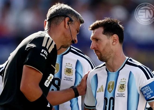 العالمية 15 لا أريد طرده».. فينسيتش يطلب من ميسي التدخل لإنقاذ باريديس في نهائي كأس العالم
