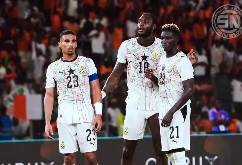 لاعبو غانا يرفضون السفر إلى المغرب لخوض الودية أمام «الأسود»